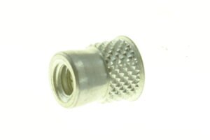 NB00105ADD - #10-24x0.370 KNURLD THRD INSRT NUT STL CAD&CL