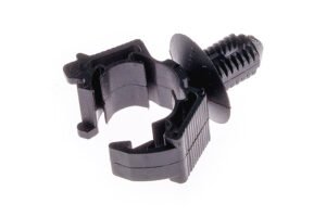 100003981 - CLIP Kabelbehalter        Hand Brake Cable Clip
